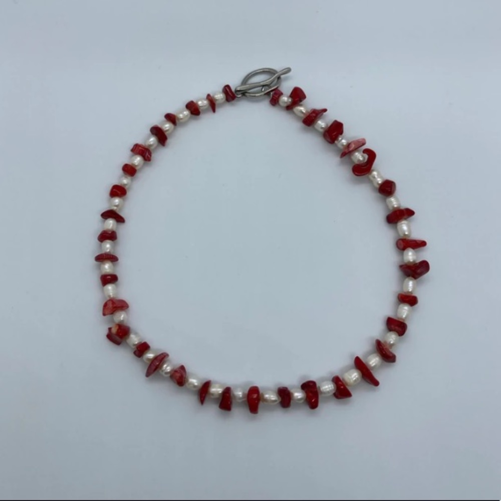 Coral pearl necklace